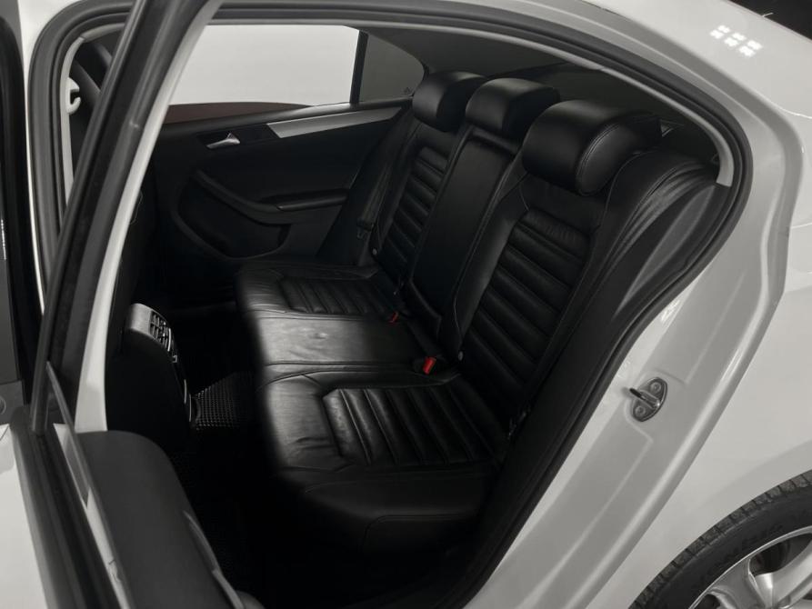 Volkswagen Jetta VI Казань  - изображение 9