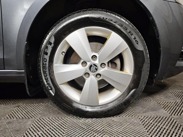 Skoda Octavia III (A7) Рестайлинг с пробегом 2018 года, цена 1 497 000 рублей, 134477 км, лифтбек, Автокод Объявления