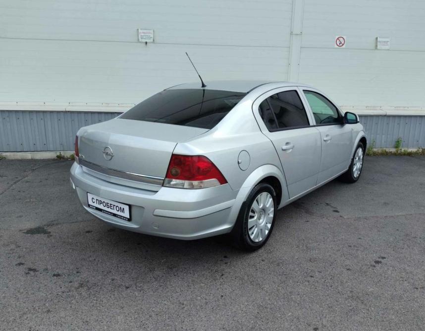 Opel Astra H Рестайлинг Санкт-Петербург  - изображение 5