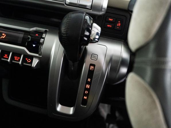 Suzuki Xbee I с пробегом 2018 года, цена 1 375 000 рублей, 140352 км, внедорожник, Автокод Объявления