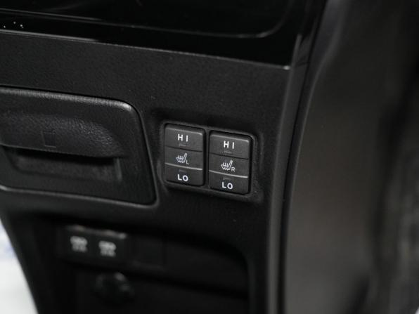 Toyota Noah III (R80) Рестайлинг с пробегом 2018 года, цена 2 340 000 рублей, 78502 км, минивэн, Автокод Объявления