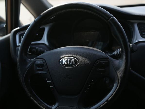 Kia Ceed II Рестайлинг с пробегом 2017 года, цена 1 150 000 рублей, 192000 км, универсал, Автокод Объявления