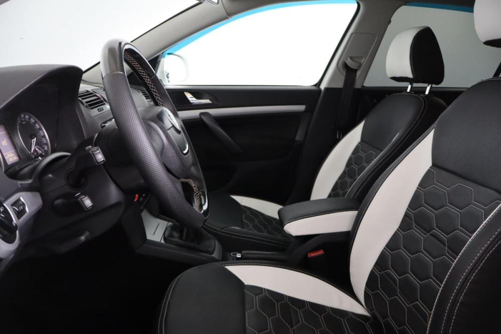 Skoda Octavia II (A5) Рестайлинг Санкт-Петербург  - изображение 8