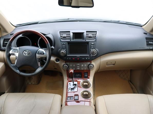 Toyota Highlander II (XU40) Рестайлинг с пробегом 2013 года, цена 1 525 000 рублей, 318622 км, внедорожник, Автокод Объявления