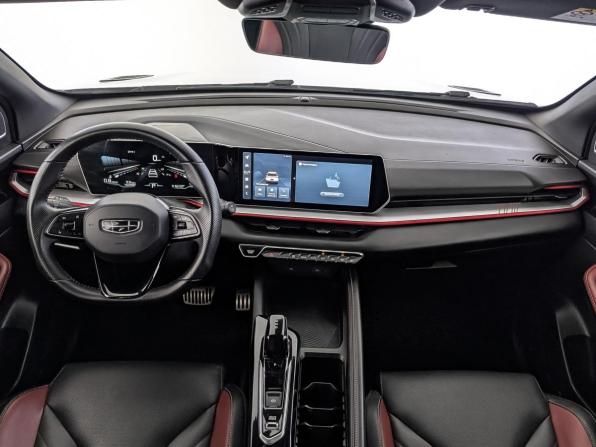 Geely Coolray I Рестайлинг с пробегом 2023 года, цена 1 945 000 рублей, 40300 км, внедорожник, Автокод Объявления