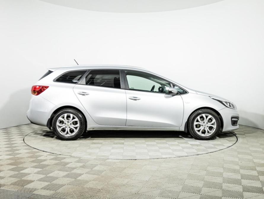 Kia Ceed II Рестайлинг Санкт-Петербург  - изображение 4