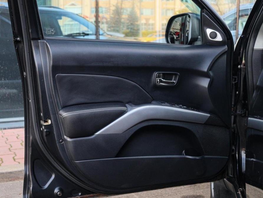 Mitsubishi Outlander II Москва  - изображение 13