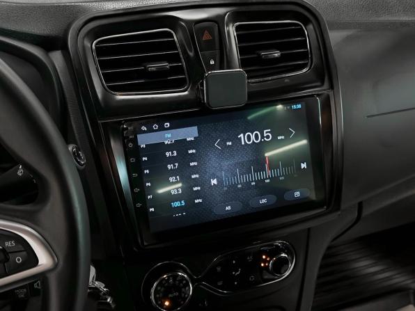 Renault Logan II Рестайлинг с пробегом 2020 года, цена 954 600 рублей, 42575 км, седан, Автокод Объявления