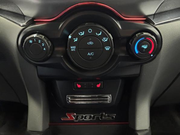 Ford EcoSport II с пробегом 2017 года, цена 1 050 000 рублей, 133000 км, внедорожник, Автокод Объявления