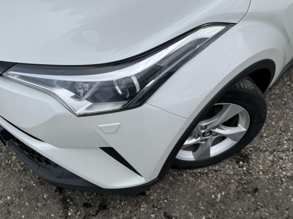 Toyota C-HR I с пробегом 2019 года, цена 2 255 000 рублей, 100234 км, внедорожник, Автокод Объявления