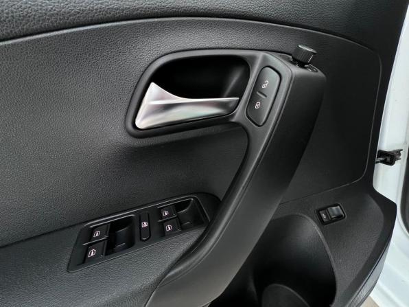 Volkswagen Polo V Рестайлинг с пробегом 2020 года, цена 1 549 000 рублей, 72745 км, седан, Автокод Объявления