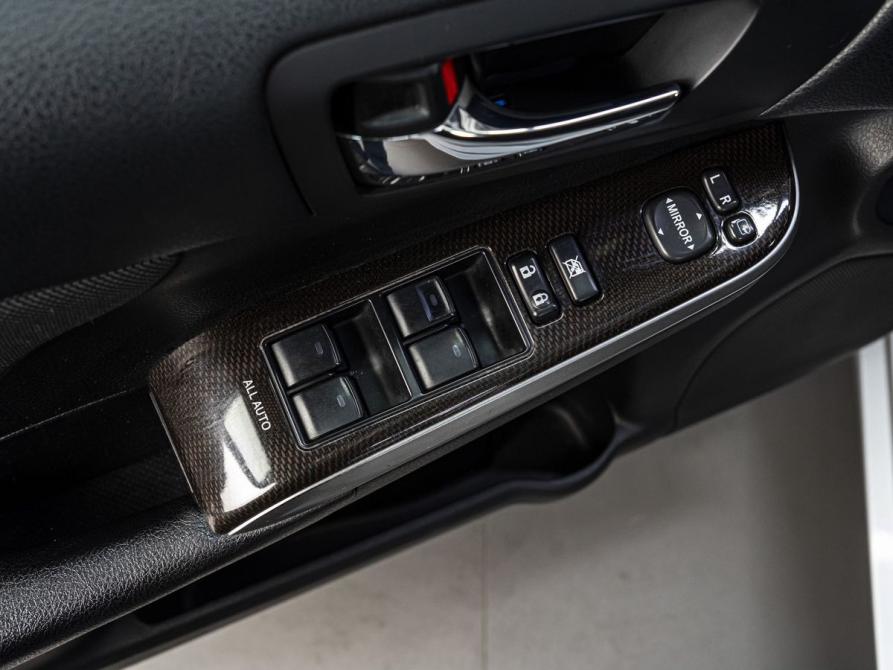 Toyota Camry VII (XV50) Рестайлинг Тюмень  - изображение 12