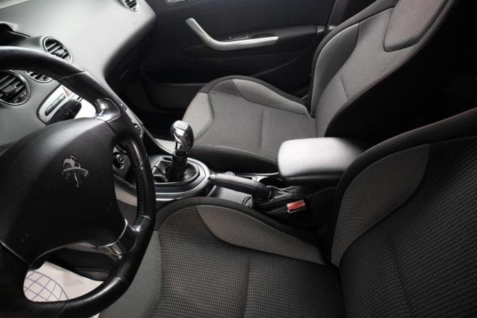 Peugeot 308 I Рестайлинг с пробегом 2011 года, цена 489 000 рублей, 290000 км, хэтчбек, Автокод Объявления
