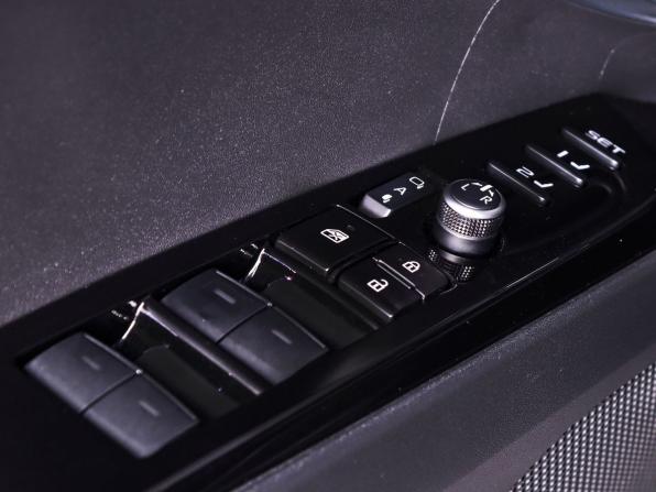 Toyota Camry IX (XV80) China Market с пробегом 2025 года, цена 4 210 000 рублей, 42786 км, седан, Автокод Объявления