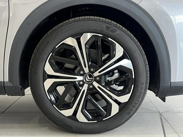 Citroen C5 X с пробегом 2024 года, цена 4 399 000 рублей, 1 км, внедорожник, Автокод Объявления