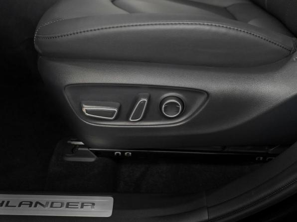 Toyota Highlander IV (XU70) с пробегом 2026 года, цена 5 140 000 рублей, 14 км, внедорожник, Автокод Объявления