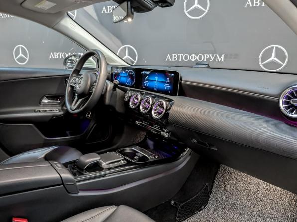 Mercedes-Benz A-Класс IV (W177) с пробегом 2019 года, цена 2 590 000 рублей, 86606 км, седан, Автокод Объявления