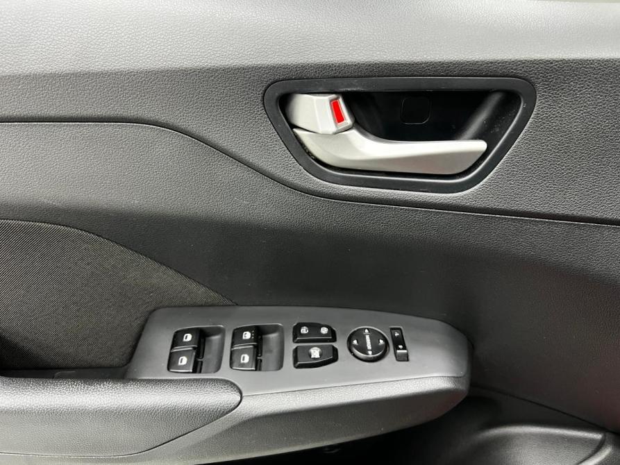 Hyundai Solaris II Казань  - изображение 8