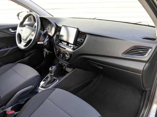 Hyundai Solaris II Рестайлинг с пробегом 2021 года, цена 1 520 000 рублей, 93652 км, седан, Автокод Объявления