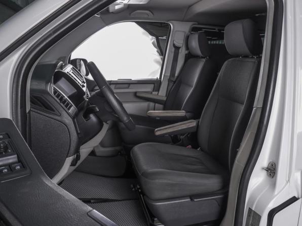 Volkswagen Caravelle T6 с пробегом 2017 года, цена 3 070 000 рублей, 339981 км, минивэн, Автокод Объявления