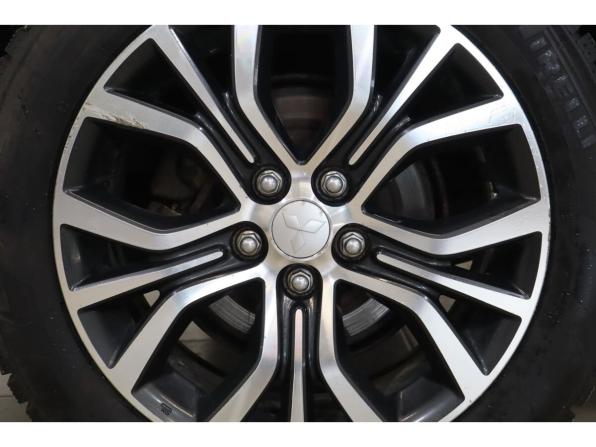 Mitsubishi Outlander III Рестайлинг 2 с пробегом 2015 года, цена 2 299 000 рублей, 97773 км, внедорожник, Автокод Объявления