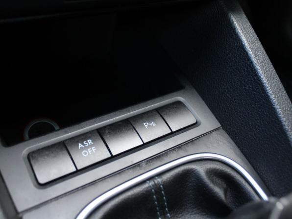 Volkswagen Jetta VI с пробегом 2013 года, цена 899 000 рублей, 175188 км, седан, Автокод Объявления