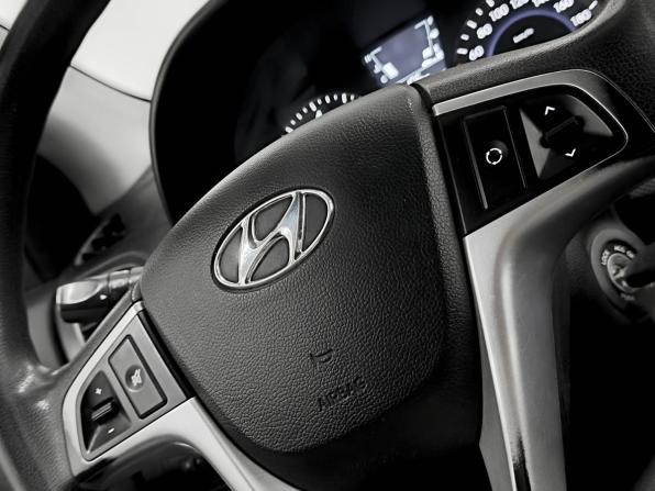 Hyundai Solaris I с пробегом 2011 года, цена 679 000 рублей, 165645 км, хэтчбек, Автокод Объявления