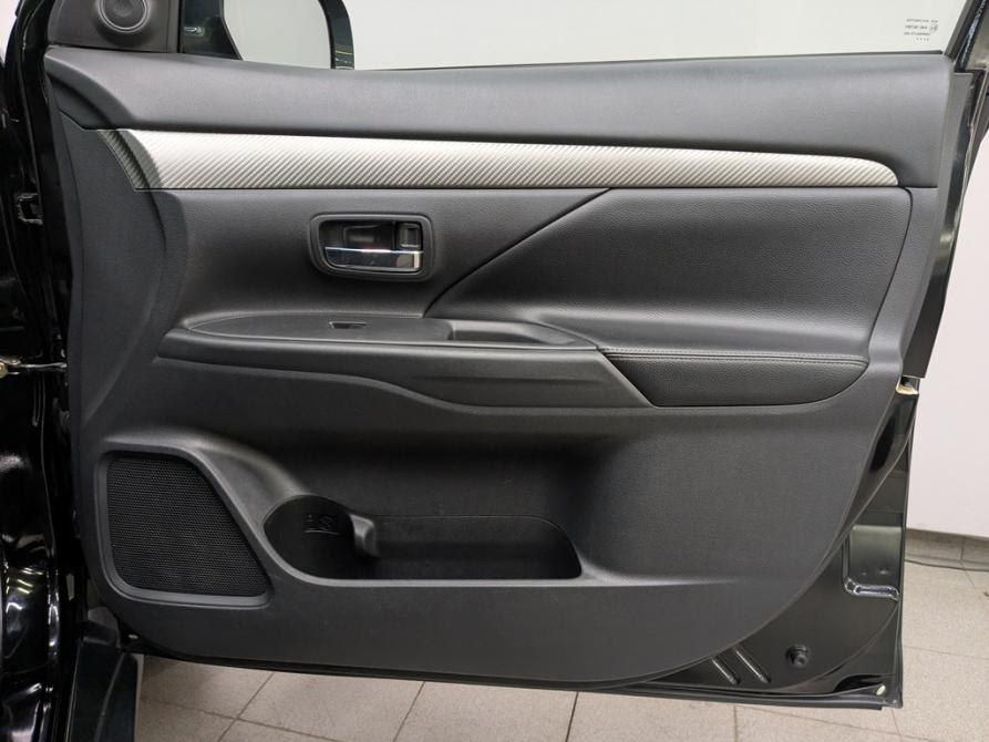 Mitsubishi Outlander III Рестайлинг Москва  - изображение 5