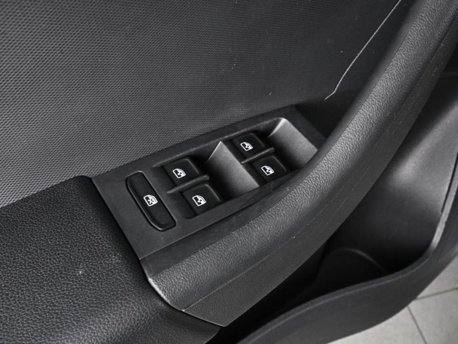 Volkswagen Polo VI Ростов-на-Дону  - изображение 16