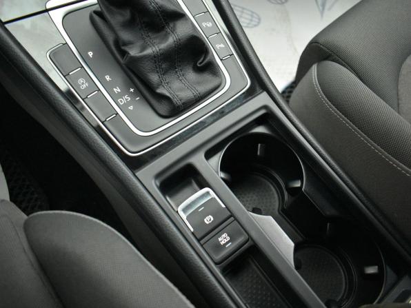 Volkswagen Golf VII с пробегом 2013 года, цена 1 399 000 рублей, 111000 км, хэтчбек, Автокод Объявления