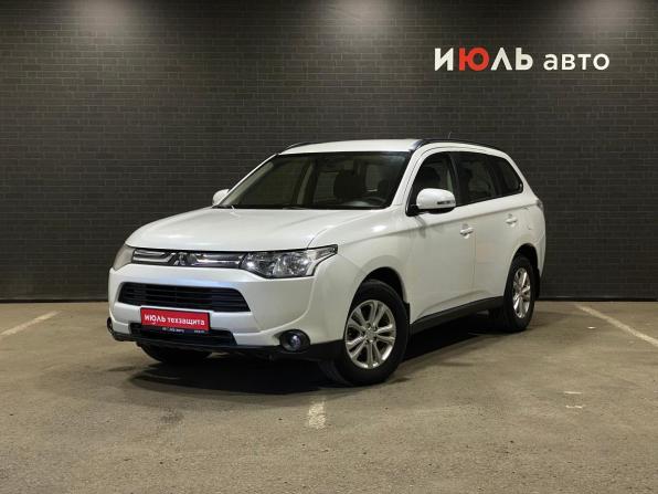 Mitsubishi Outlander III с пробегом 2013 года, цена 1 400 000 рублей, 219898 км, внедорожник, Автокод Объявления