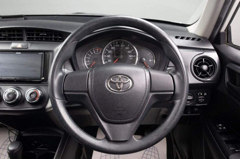 Toyota Corolla XI (E160 E170) Рестайлинг 2 Оренбург  - изображение 9
