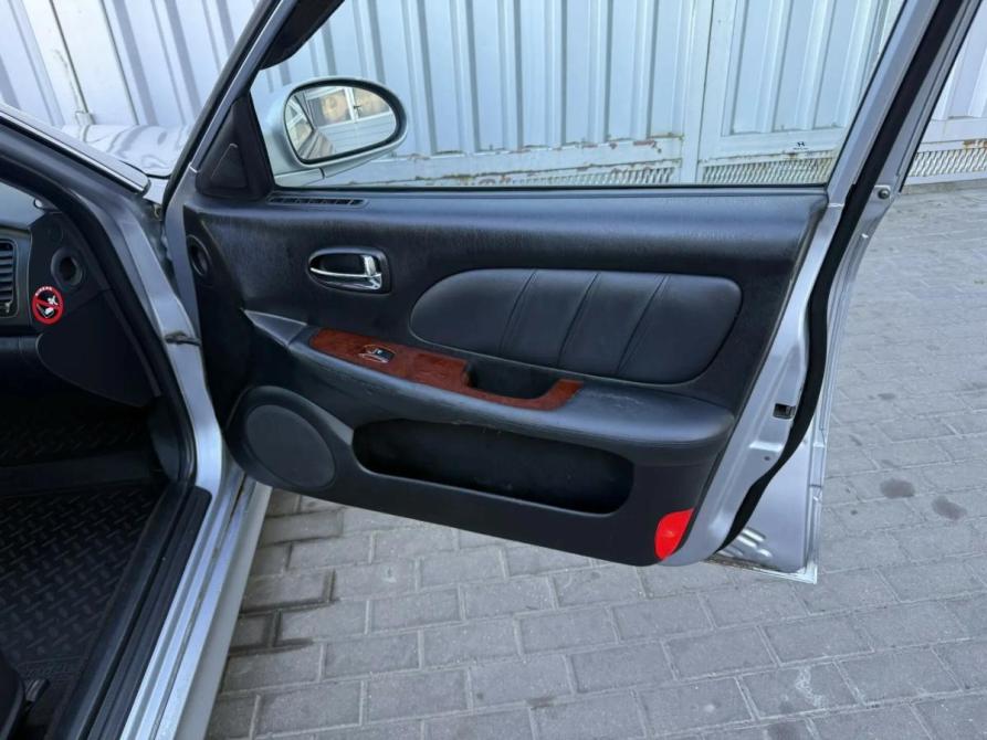 Hyundai Sonata IV (EF) Рестайлинг Ростов-на-Дону  - изображение 13