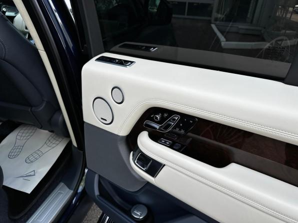 Land Rover Range Rover IV Рестайлинг с пробегом 2022 года, цена 9 150 000 рублей, 43267 км, внедорожник, Автокод Объявления