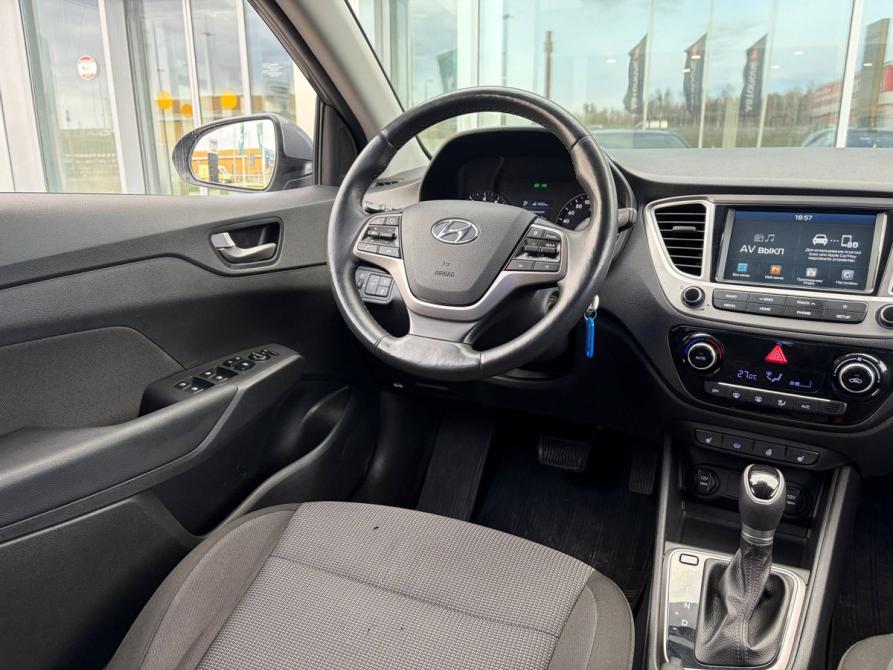 Hyundai Solaris II Санкт-Петербург  - изображение 7