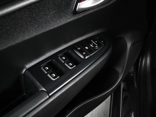 Kia Rio IV Рестайлинг с пробегом 2022 года, цена 1 869 000 рублей, 63527 км, седан, Автокод Объявления
