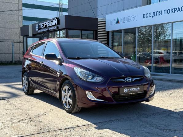 Hyundai Solaris I с пробегом 2013 года, цена 850 000 рублей, 157893 км, хэтчбек, Автокод Объявления