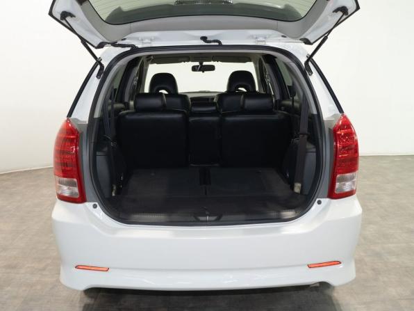 Toyota Wish I Рестайлинг с пробегом 2006 года, цена 995 000 рублей, 274360 км, компактвэн, Автокод Объявления