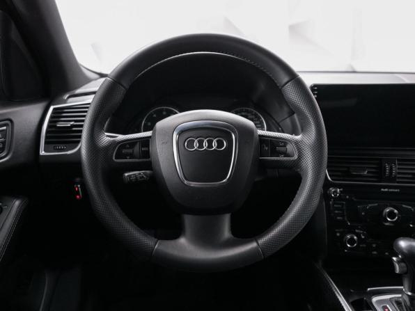 Audi Q5 I (8R) с пробегом 2009 года, цена 1 390 000 рублей, 181356 км, внедорожник, Автокод Объявления