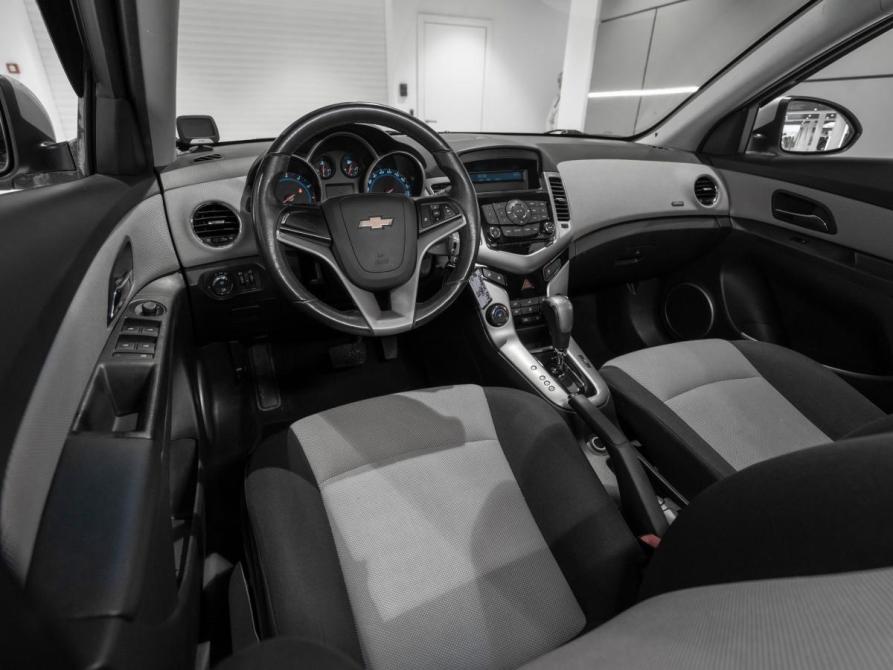 Chevrolet Cruze I Рестайлинг Москва  - изображение 7