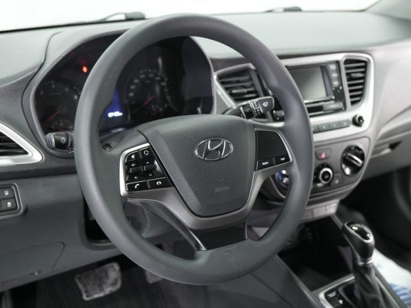Hyundai Solaris II Рестайлинг с пробегом 2020 года, цена 1 375 000 рублей, 137200 км, седан, Автокод Объявления