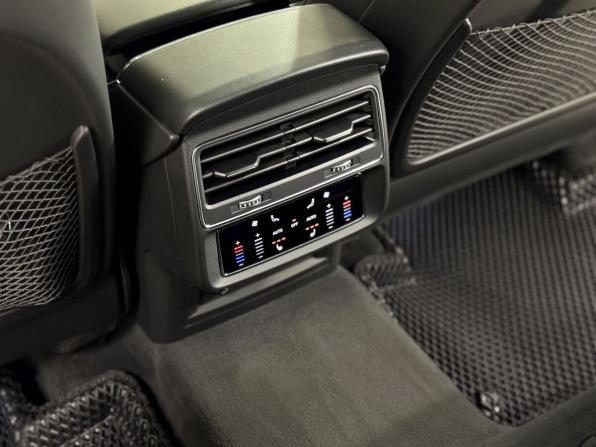Audi Q8 I (4M) с пробегом 2021 года, цена 8 300 000 рублей, 49568 км, внедорожник, Автокод Объявления