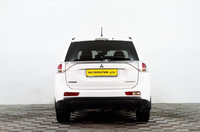 Mitsubishi Outlander III с пробегом 2013 года, цена 1 399 000 рублей, 209000 км, внедорожник, Автокод Объявления