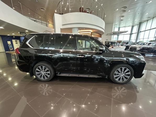 Lexus LX III Рестайлинг 2 с пробегом 2017 года, цена 7 699 000 рублей, 107954 км, внедорожник, Автокод Объявления