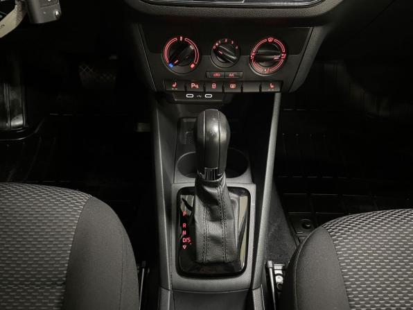 Volkswagen Polo VI с пробегом 2022 года, цена 1 669 000 рублей, 69816 км, лифтбек, Автокод Объявления