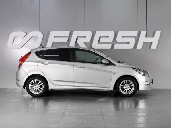 Hyundai Solaris I Рестайлинг с пробегом 2016 года, цена 1 175 000 рублей, 98208 км, хэтчбек, Автокод Объявления