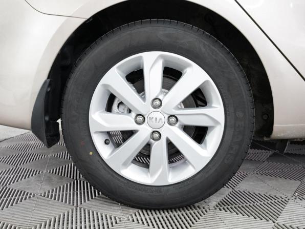 Kia Rio III Рестайлинг с пробегом 2015 года, цена 965 000 рублей, 168368 км, седан, Автокод Объявления