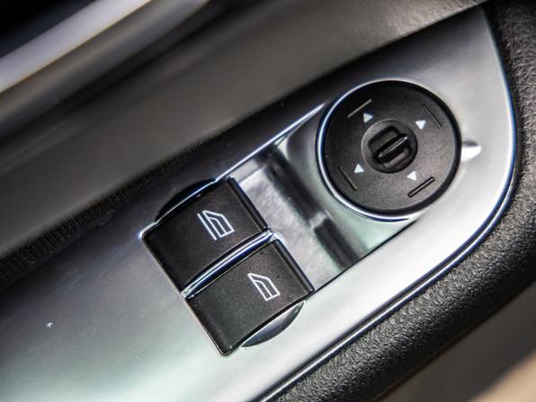 Ford Focus II Рестайлинг с пробегом 2011 года, цена 798 000 рублей, 91335 км, седан, Автокод Объявления