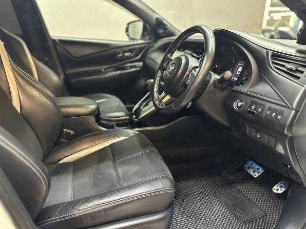 Toyota Harrier III (XU60) Рестайлинг с пробегом 2018 года, цена 3 347 000 рублей, 40155 км, внедорожник, Автокод Объявления