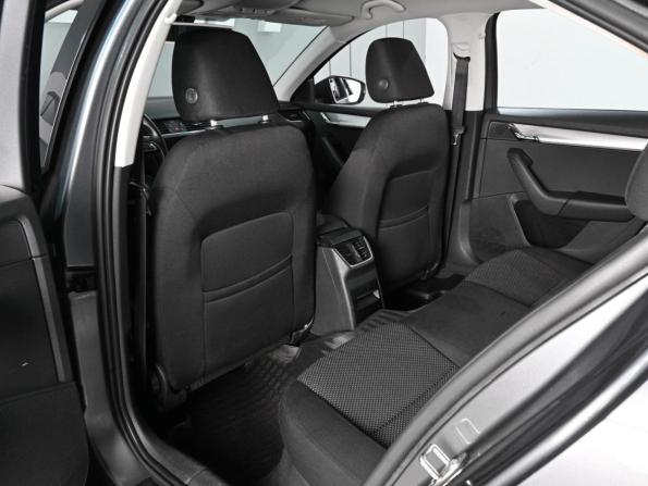 Skoda Octavia III (A7) с пробегом 2014 года, цена 969 000 рублей, 237191 км, лифтбек, Автокод Объявления